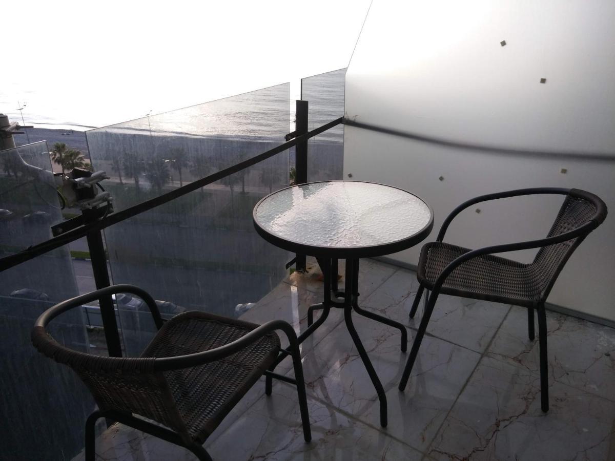 Apartment On The Back Sea 바투미 외부 사진