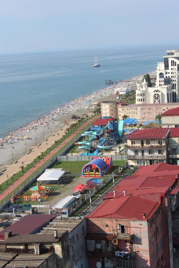 Apartment On The Back Sea 바투미 외부 사진